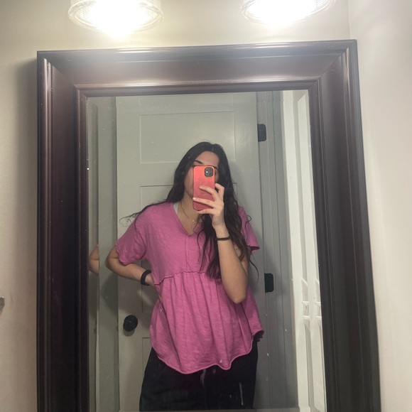 American Eagle Pink Tee 🩷 - Picture 1 of 5